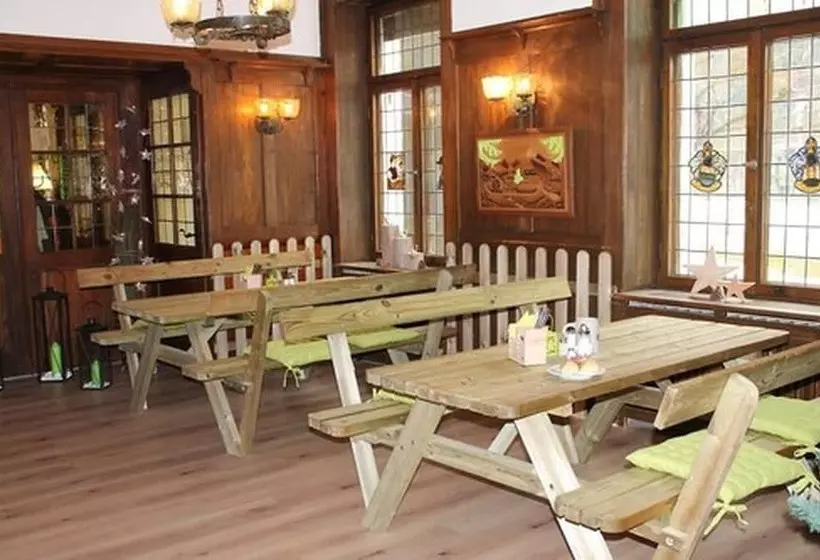 Action Forest Hotel   Kletterwald   Lasertag   Nähe Badeparadies