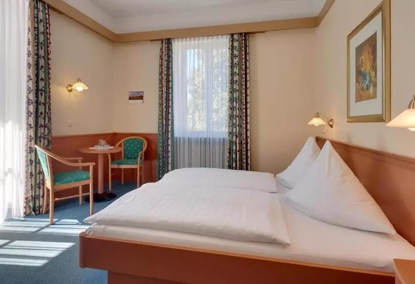 호텔 Bergfried & Schönblick