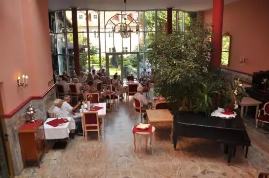 酒店 Ernestiner Hof