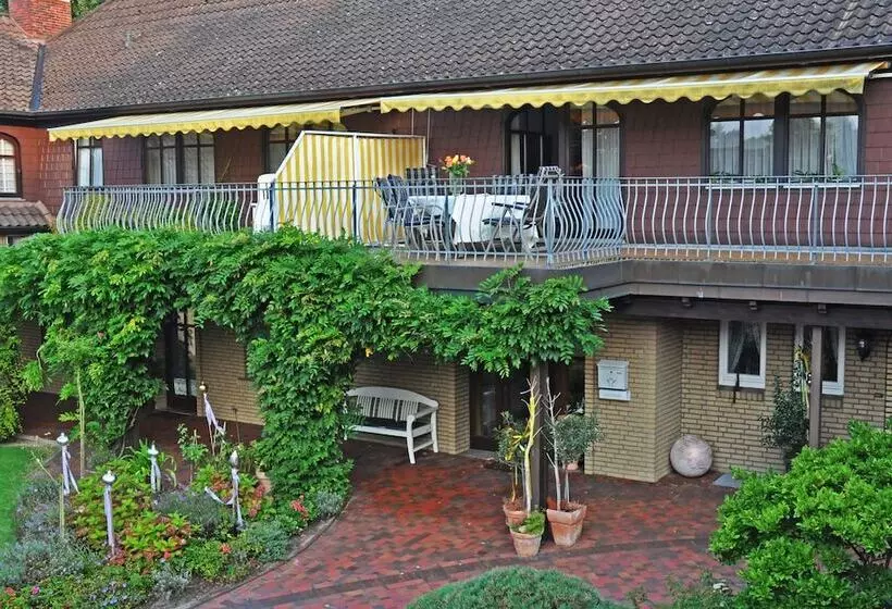 Отель Garni Kristinenhof