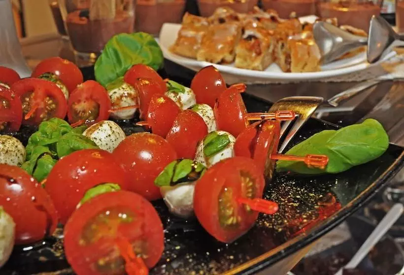 Отель Garni Kristinenhof