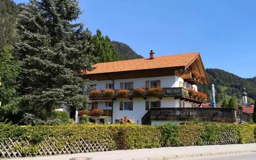 هتل Gästehaus Münchner Kindl