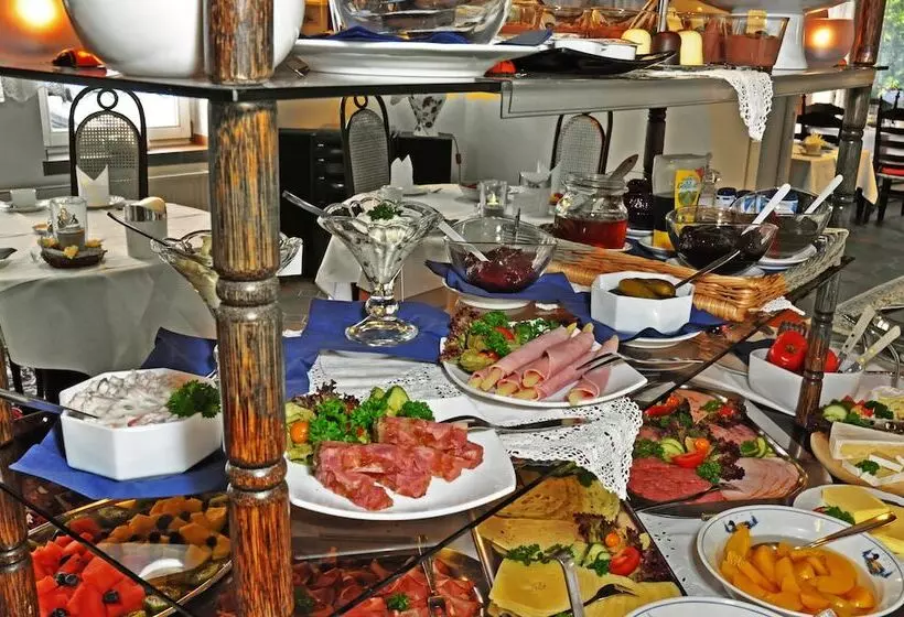 Отель Garni Kristinenhof