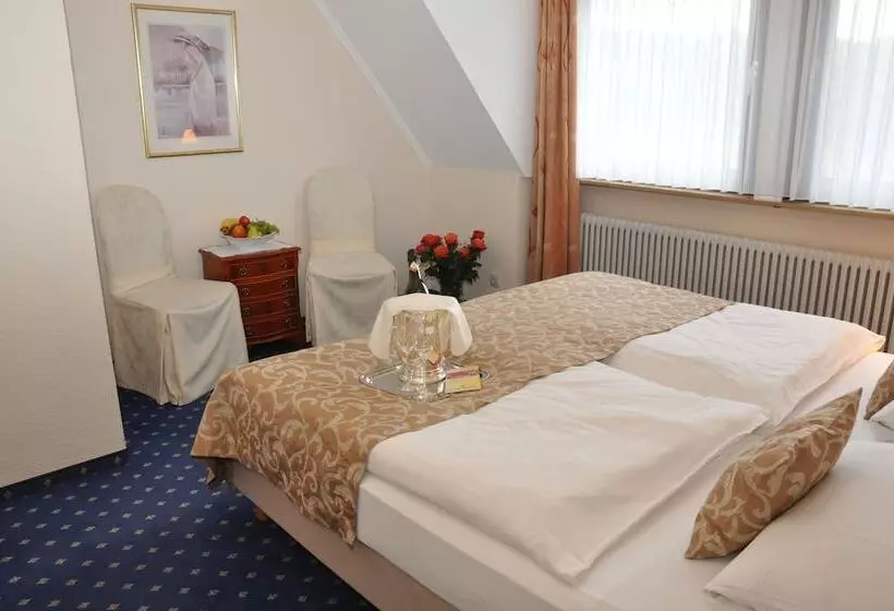 Отель Garni Kristinenhof