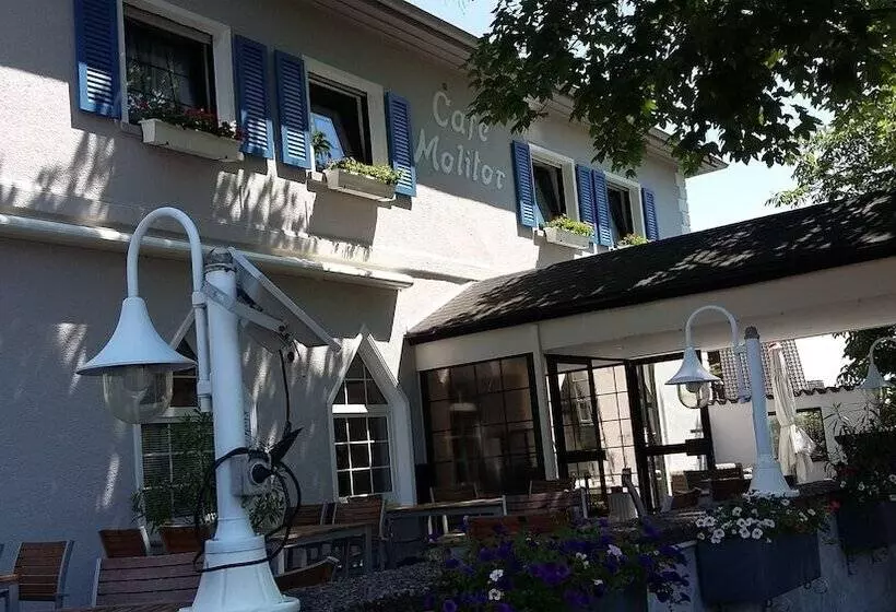 ホテル Restaurant Molitor