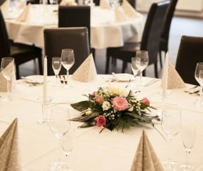 酒店 & Restaurant Schwarzes Kreuz