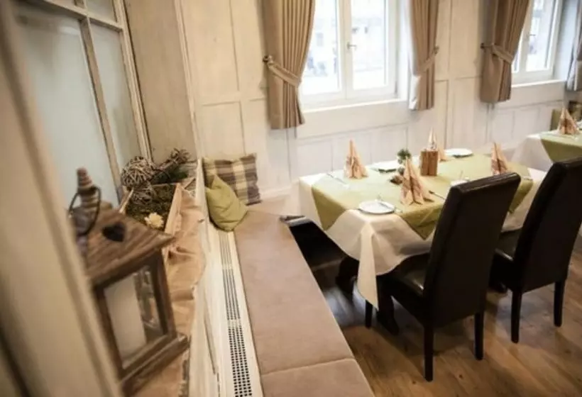 酒店 & Restaurant Schwarzes Kreuz