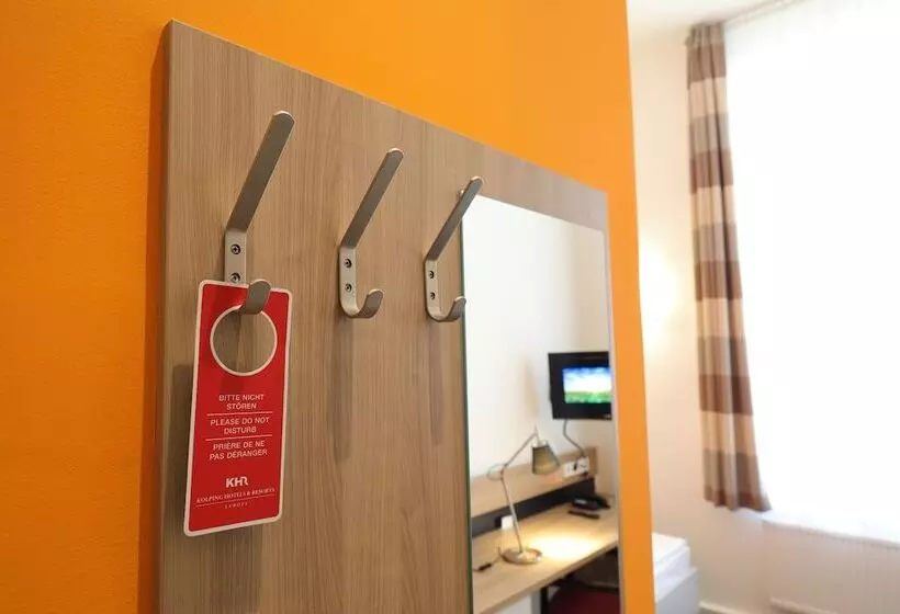 هتل Townhouse Dusseldorf