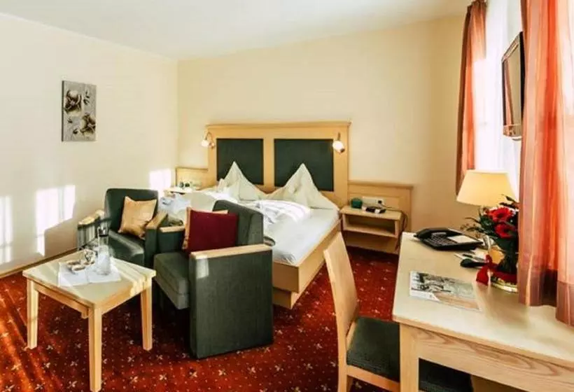 Wellness Und Wohlfühlhotel Waldeck