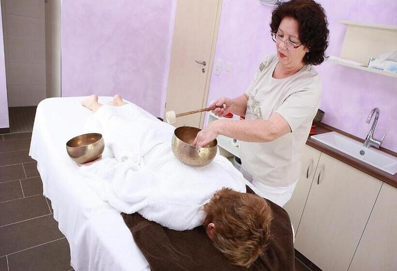 Wellness  Und Wohlfühlhotel Waldeck