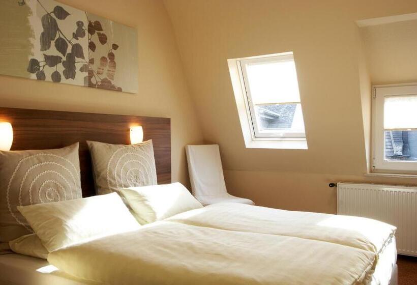 בית מלון כפרי Zum Bären