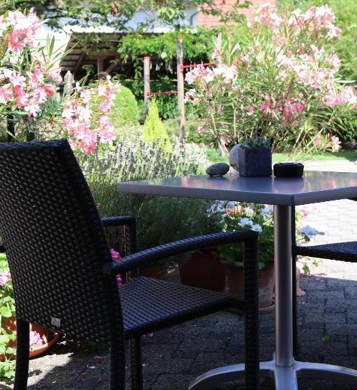 펜션 Gasthaus Engel Luttingen