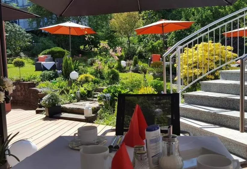 بنسيون Gästehaus Am Sonnenhügel