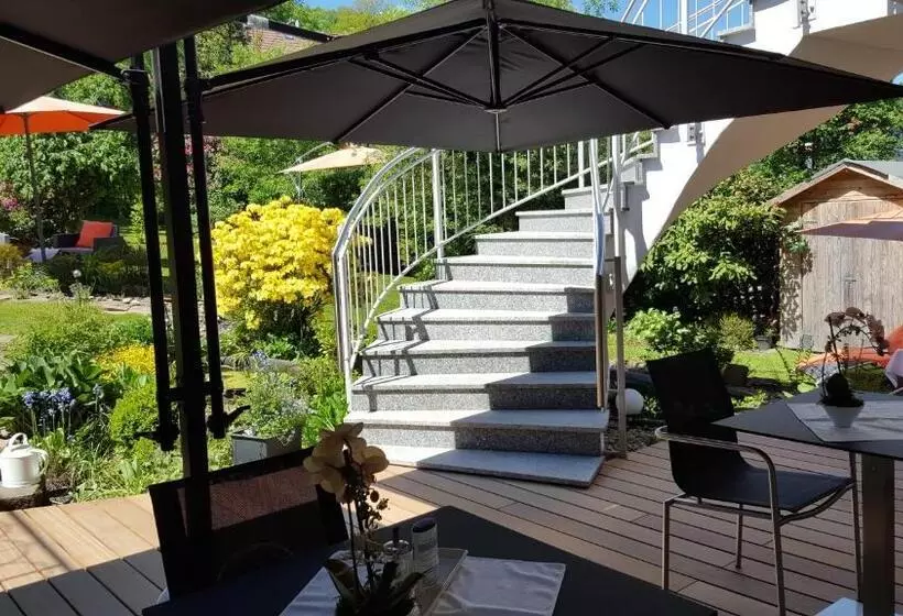 بنسيون Gästehaus Am Sonnenhügel