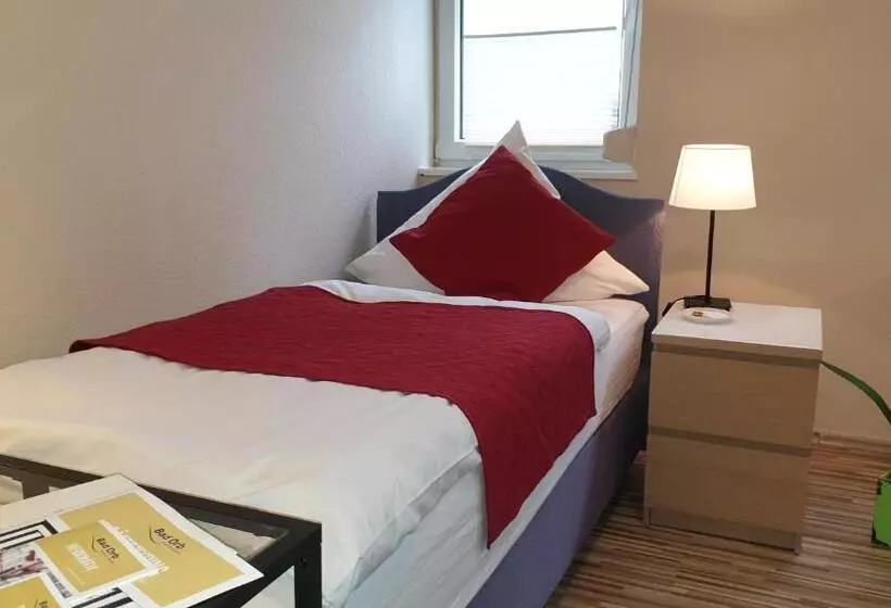 بنسيون Gästehaus Am Sonnenhügel