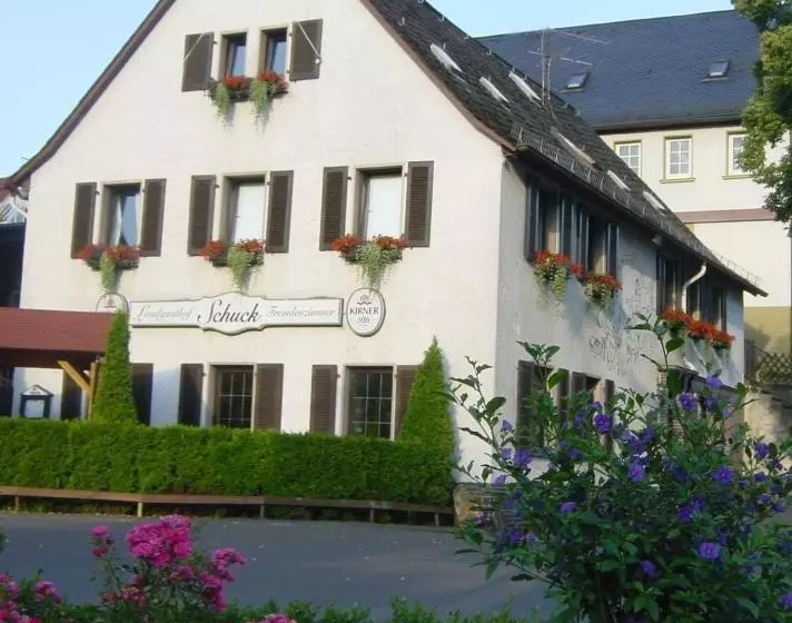 펜션 Landgasthof Schuck
