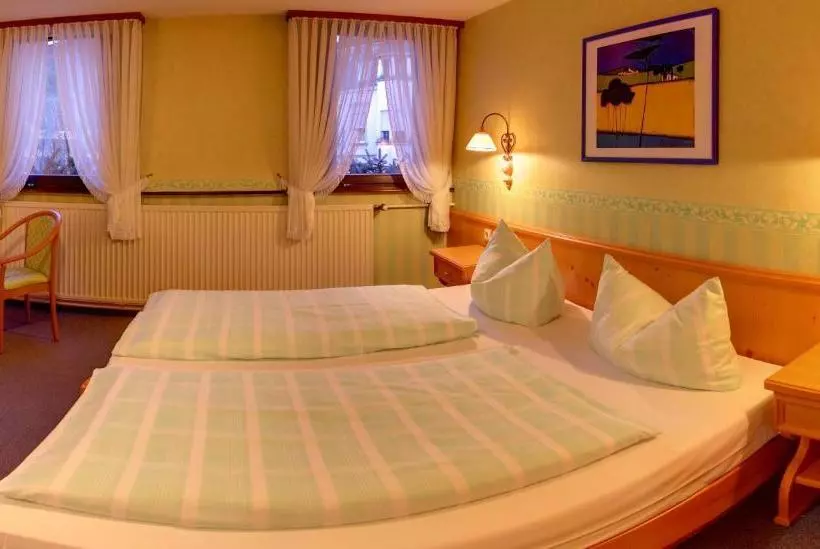 펜션 Landgasthof Schuck