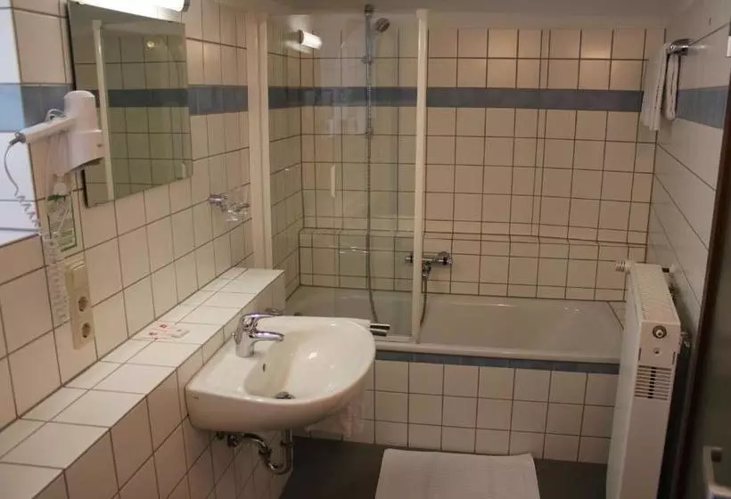 펜션 Landgasthof Schuck