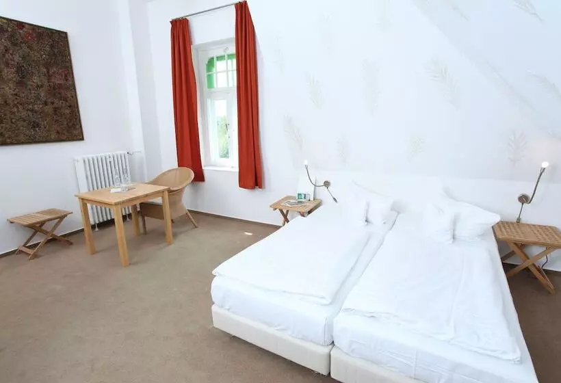 2t Hotel Artgenossen