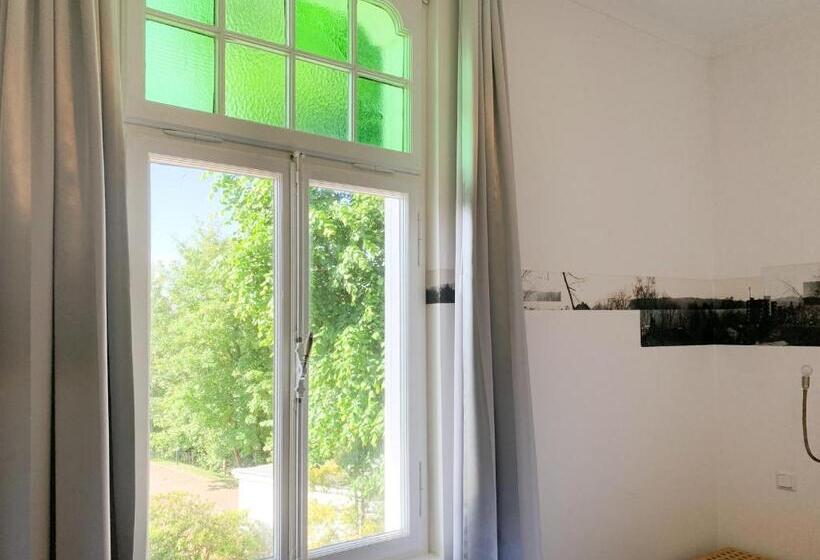 2t Hotel Artgenossen