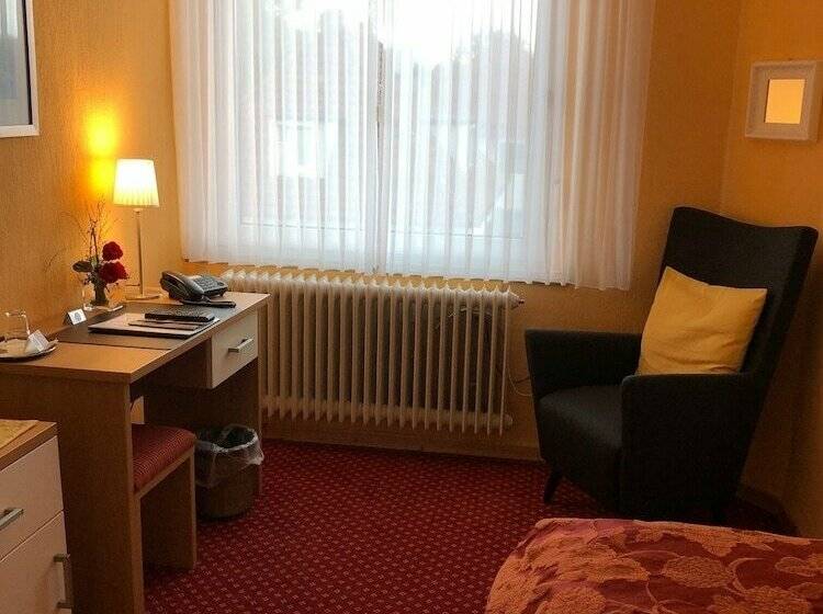 민박 Thermen Hotel Pension Villa Holstein