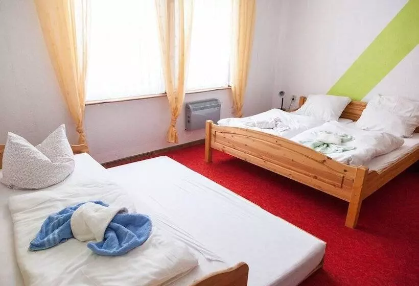 住宿加早餐  Waldoase Hirschbüchenkopf