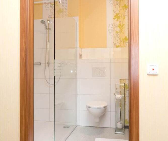 Отель Deutscher Hof