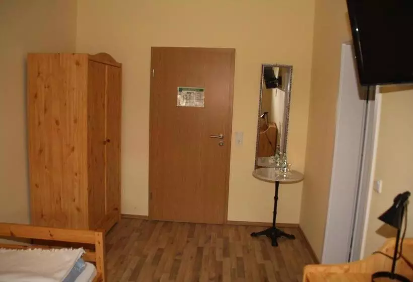 فندق Deutsches Haus