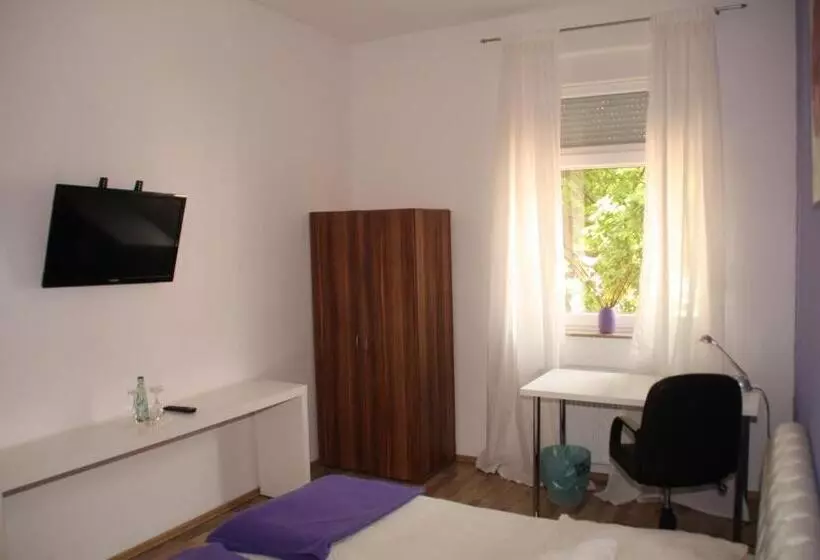 فندق Deutsches Haus