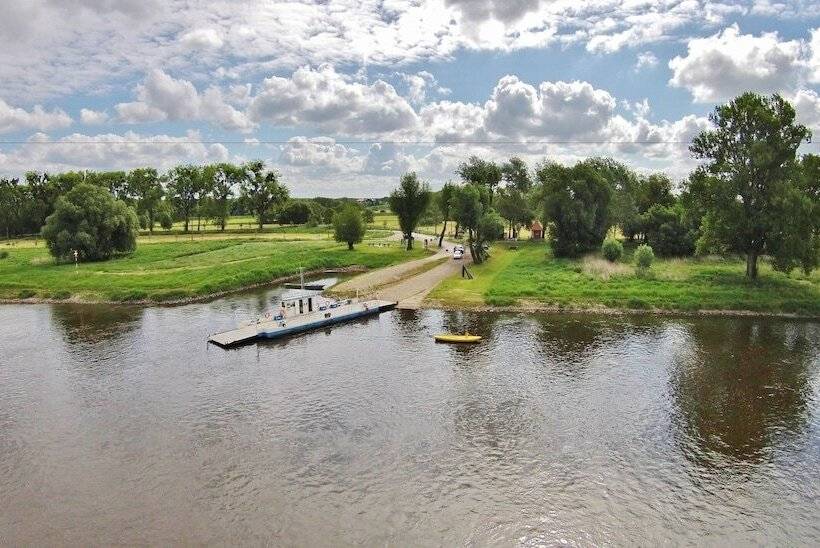 Отель Elbterrasse Wörlitz