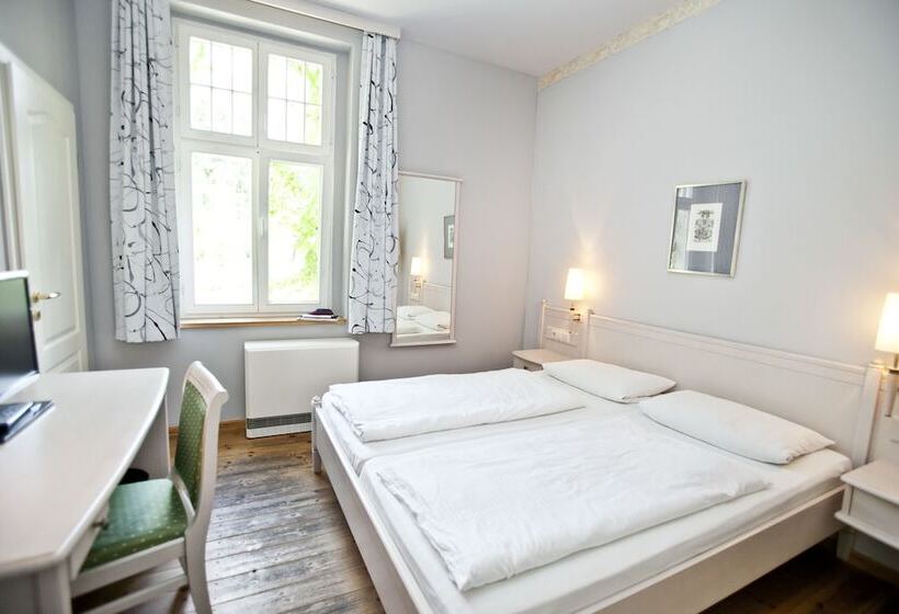 Отель Elbterrasse Wörlitz