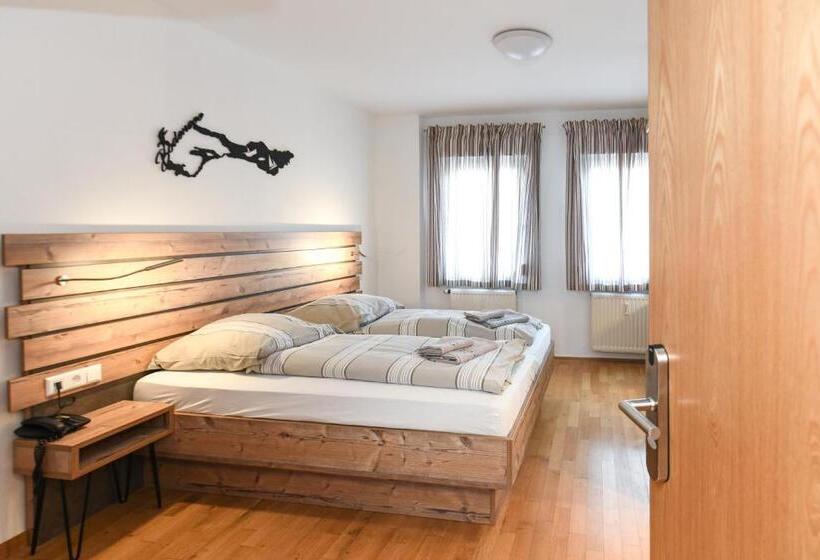 Hotel Gasthof Rebstock