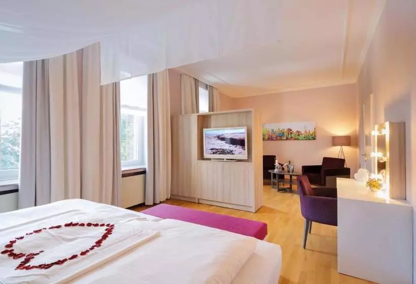 Отель Haus Delecke