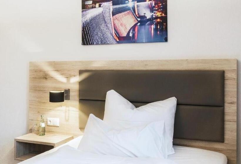 ホテル Haus Delecke