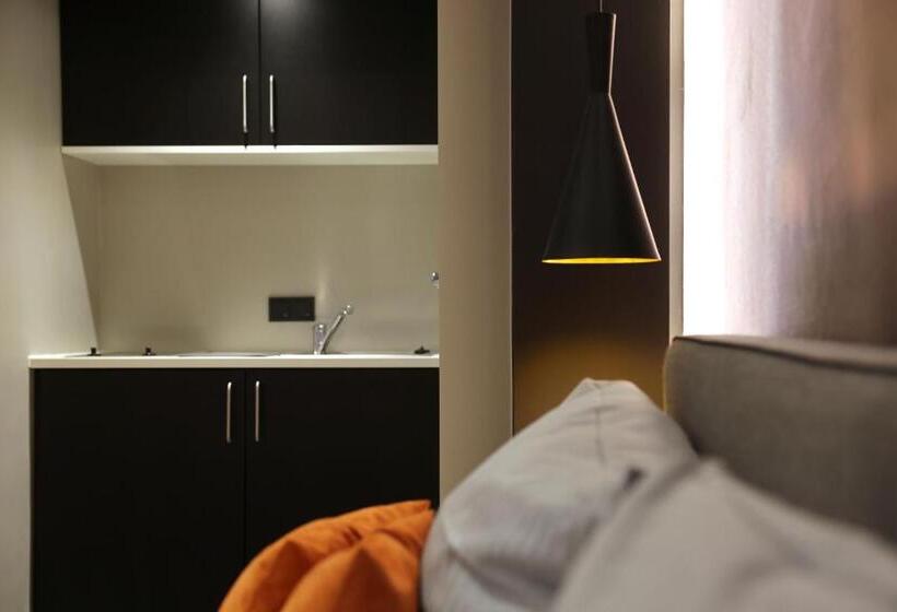 Juststay Mülheim Hotel & Apartments