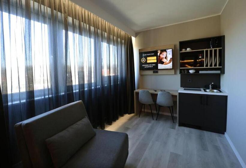 Juststay Mülheim Hotel & Apartments