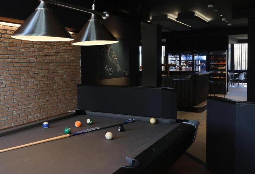 Juststay Mülheim Hotel & Apartments