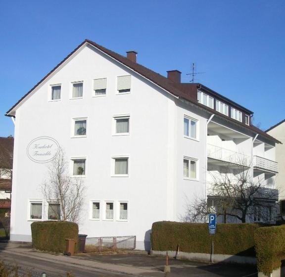 Hotelli Kur Freuschle