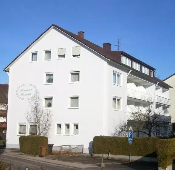 酒店 Kur Freuschle