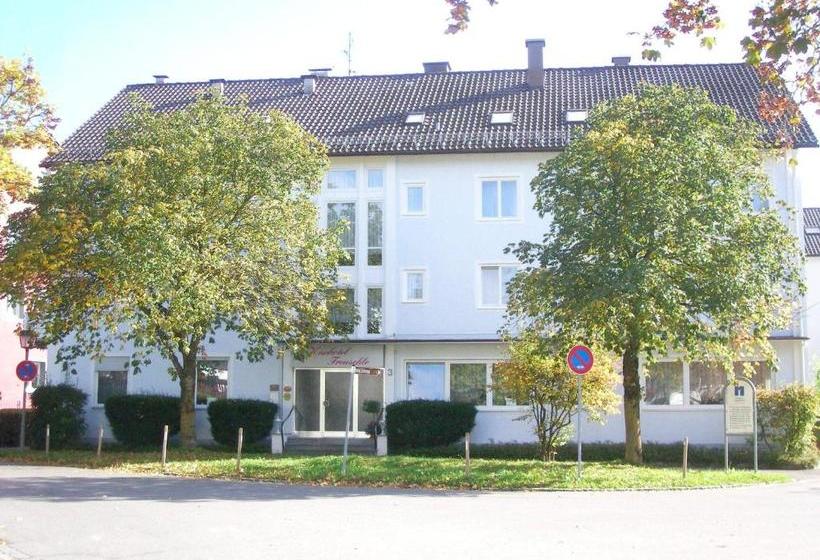 Hotelli Kur Freuschle