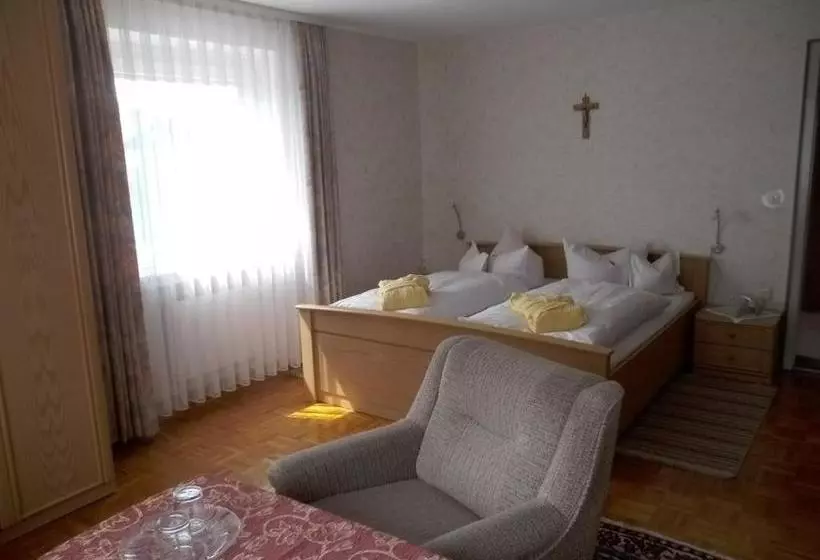 酒店 Kur Freuschle