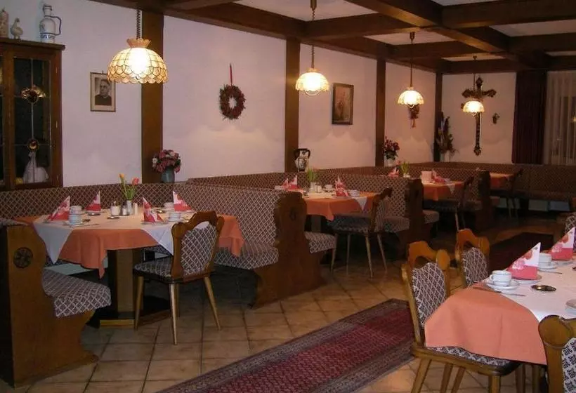 酒店 Kur Freuschle