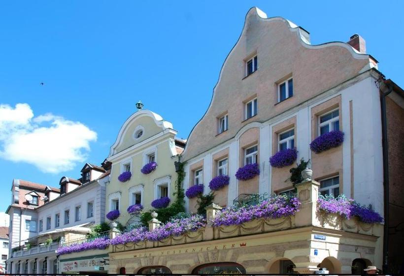 ホテル Orphée   Kleines Haus