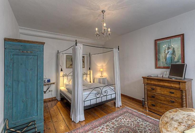 ホテル Orphée   Kleines Haus