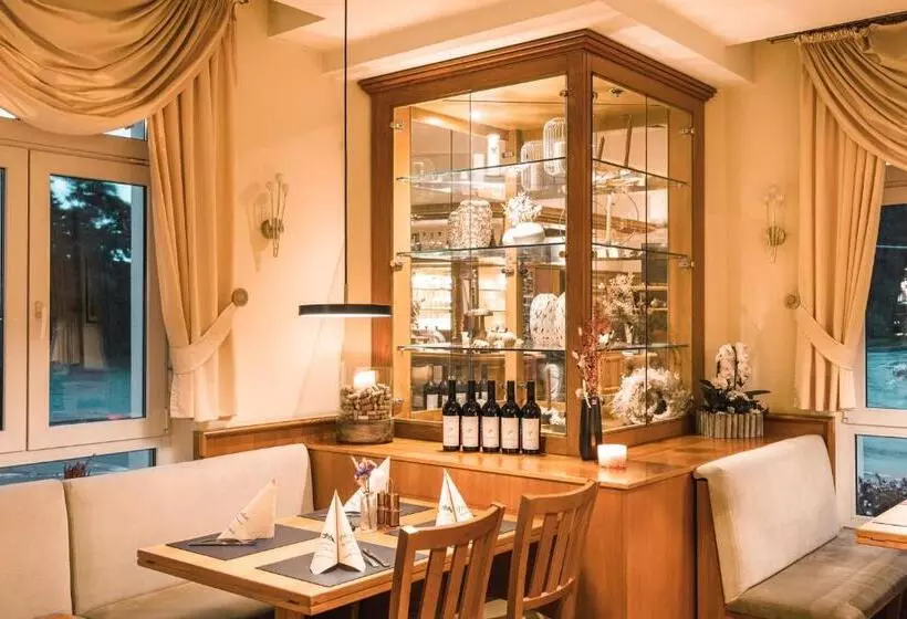 Отель Restaurant Am Park