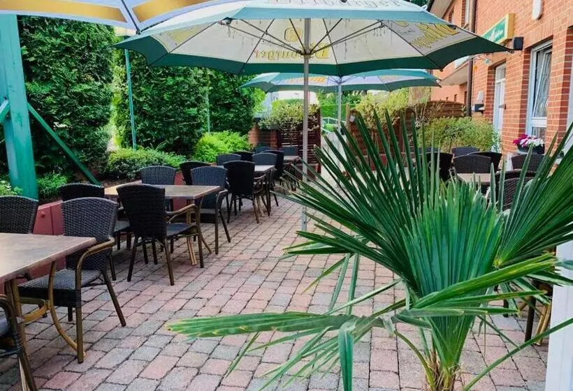 Отель Restaurant Oliva