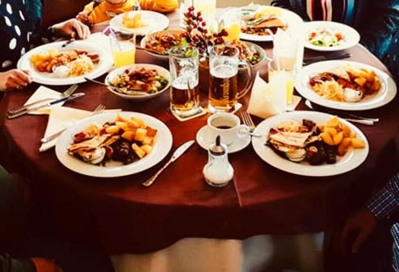 酒店 Restaurant Oliva