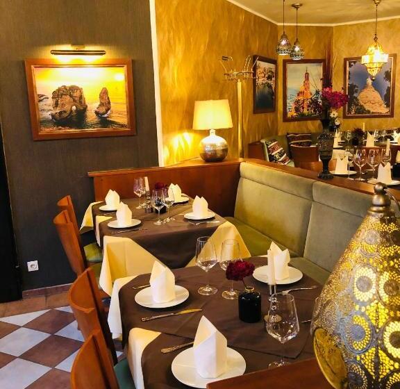 酒店 Restaurant Oliva