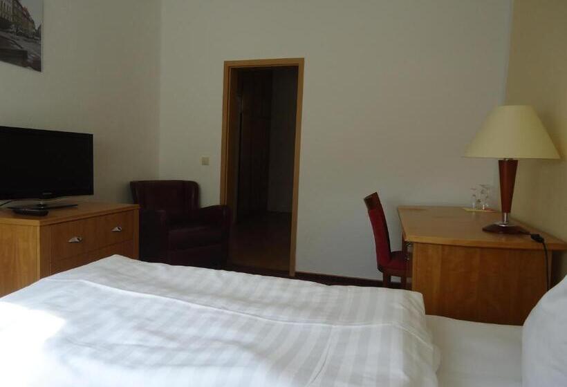 호텔 Schweizer Hof