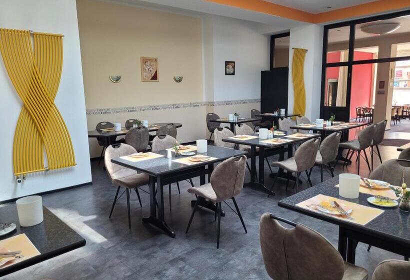 호텔 Schweizer Hof